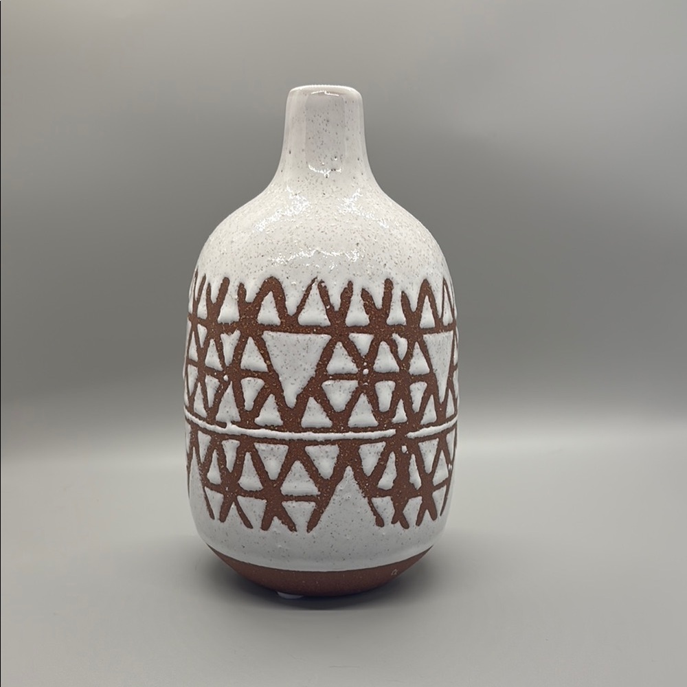 Artistic Ceramic Vase with Geometric Design
